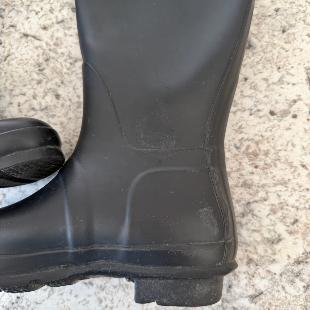 Hunter Classic Black Boots - Picture 4 of 6